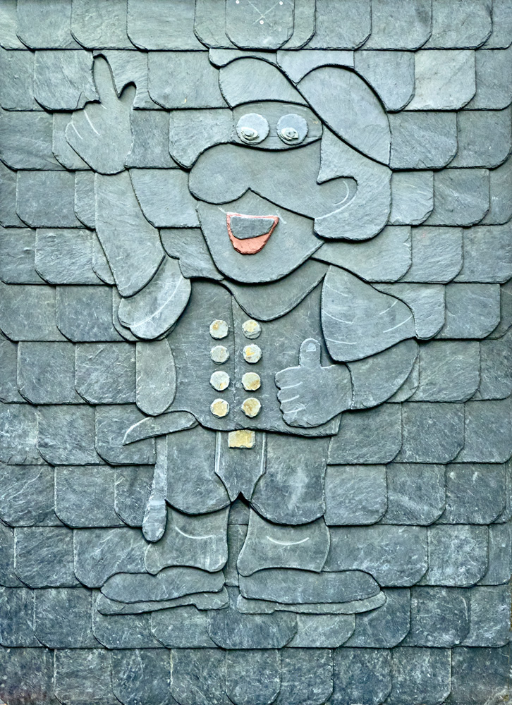 PRIOrnament202201 Dachdecker